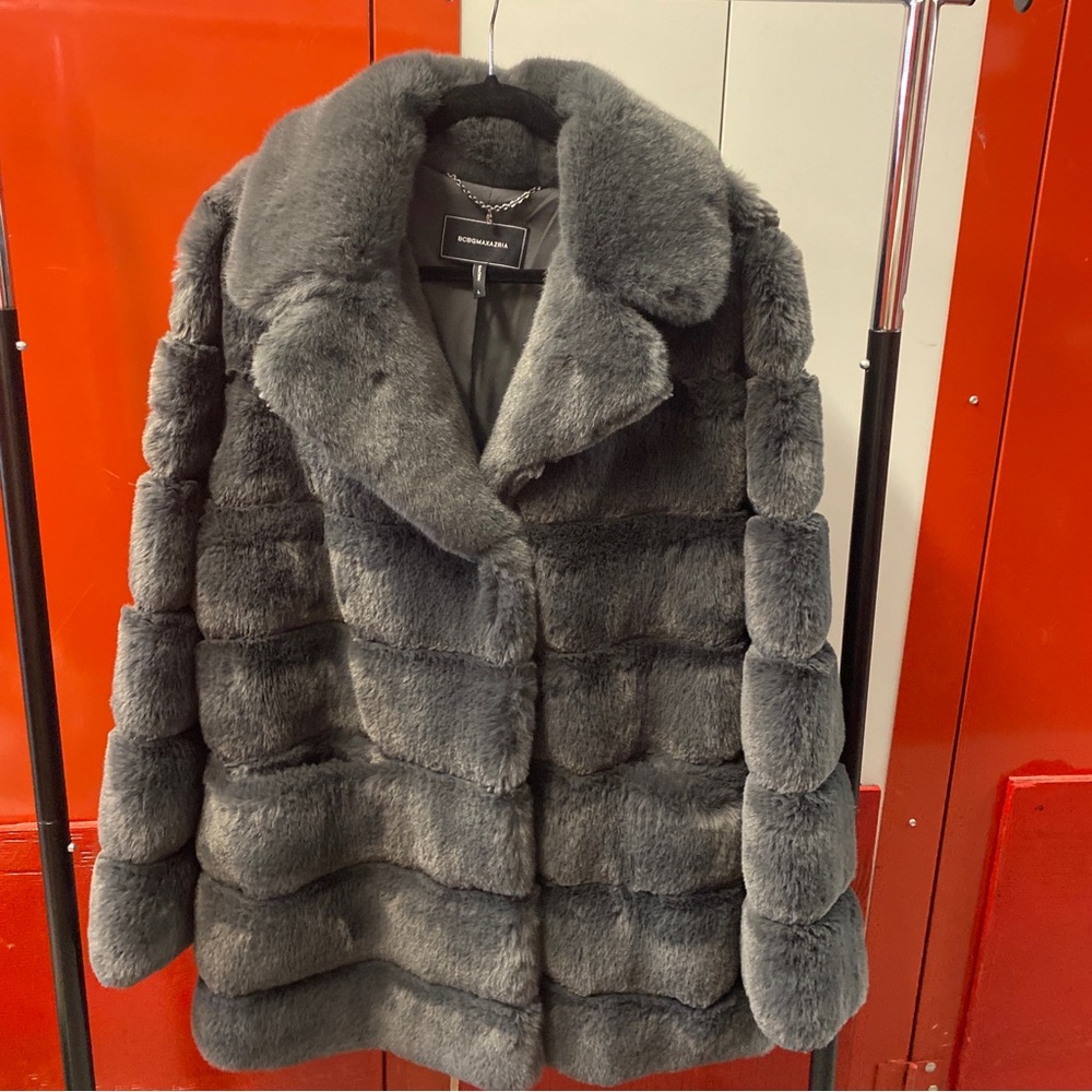 BCBGMaxAzria Faux Fur Gray Plush Coat - Size Large